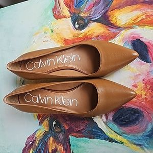 Sz 7 Calvin Klein Gabrianna